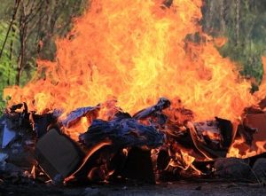 Reciclar é vida! Incinerar nem pensar