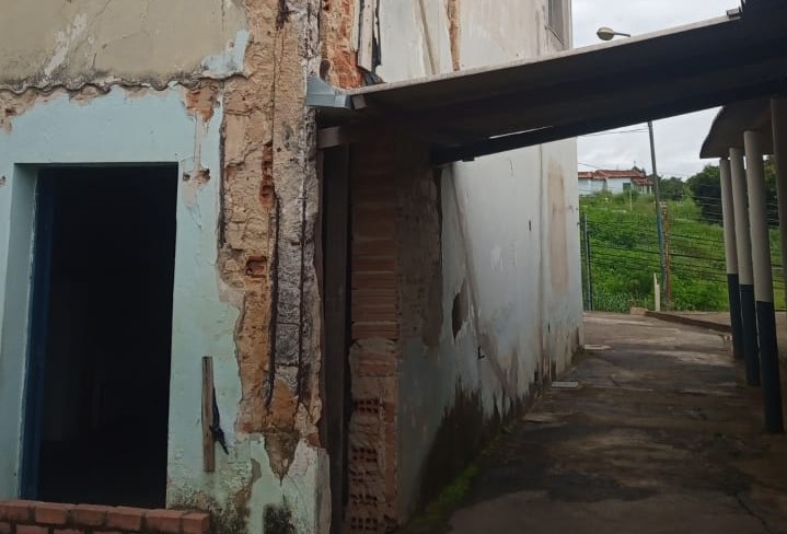 Imagine se o prédio da Copasa cair e levar junto reservatório de 900 m3 de água
