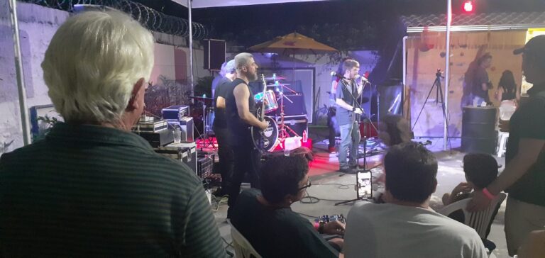 O rock and roll que passa de pai para filho