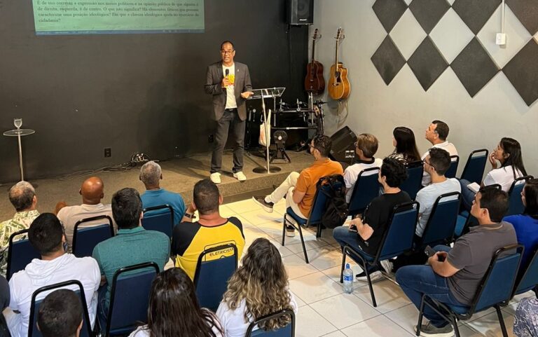 Propl recebe Daniel do PT para falar sobre direita e esquerda