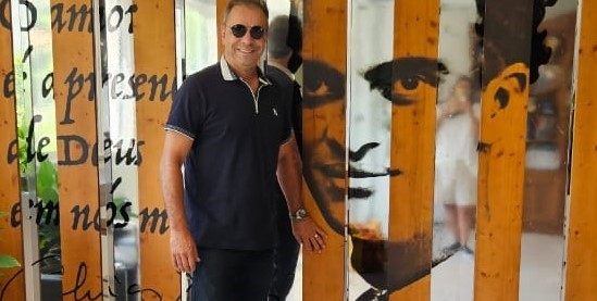 Jhon Harley faz palestras sobre Chico Xavier em Portugal