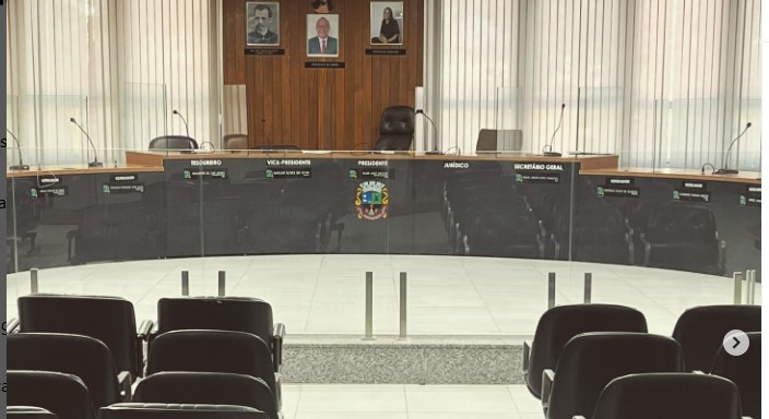 Vice-prefeito e secretários entram em 2025 com salário novo