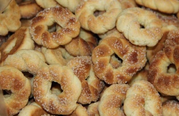 A rosquinha de nata de Dozinha e a melhor manteiga do Brasil